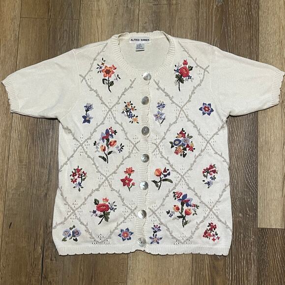Cottagecore Sweaters - Vtg 90s Knit Cardigan Sweater SS Medium Floral Embroidery Cottagecore Grannycore